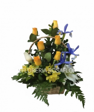 cesta de rosa amarillo