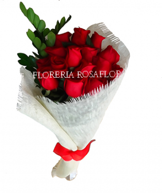 Ramo 12 rosas premiun